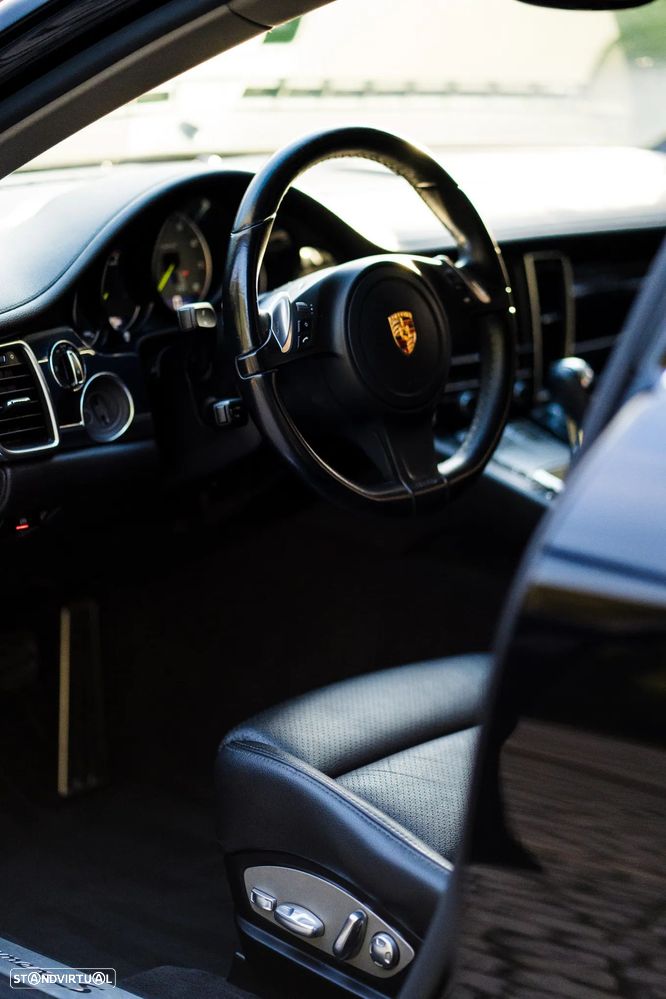 Porsche Panamera S Hybrid - 22