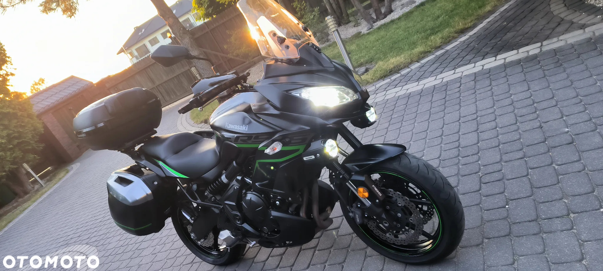 Kawasaki Versys 650 - 9