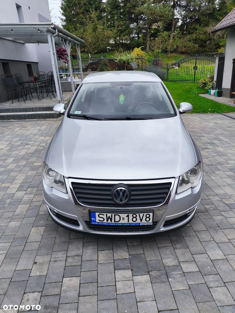 Volkswagen Passat 2008 photo 2