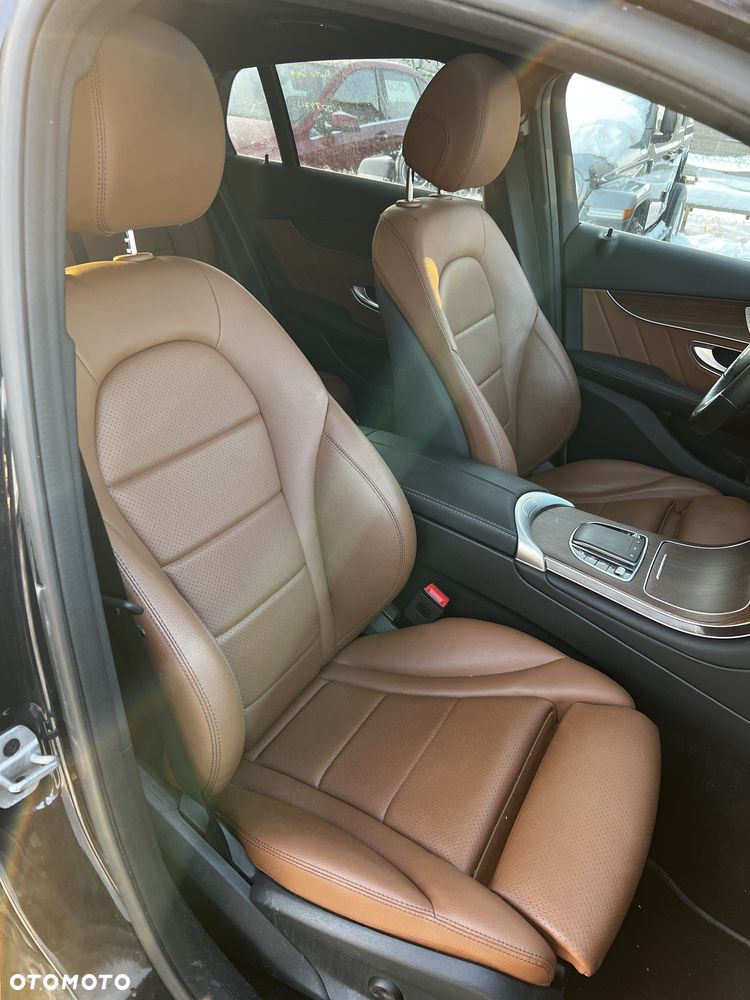 Mercedes-Benz GLC 300 4-Matic - 13