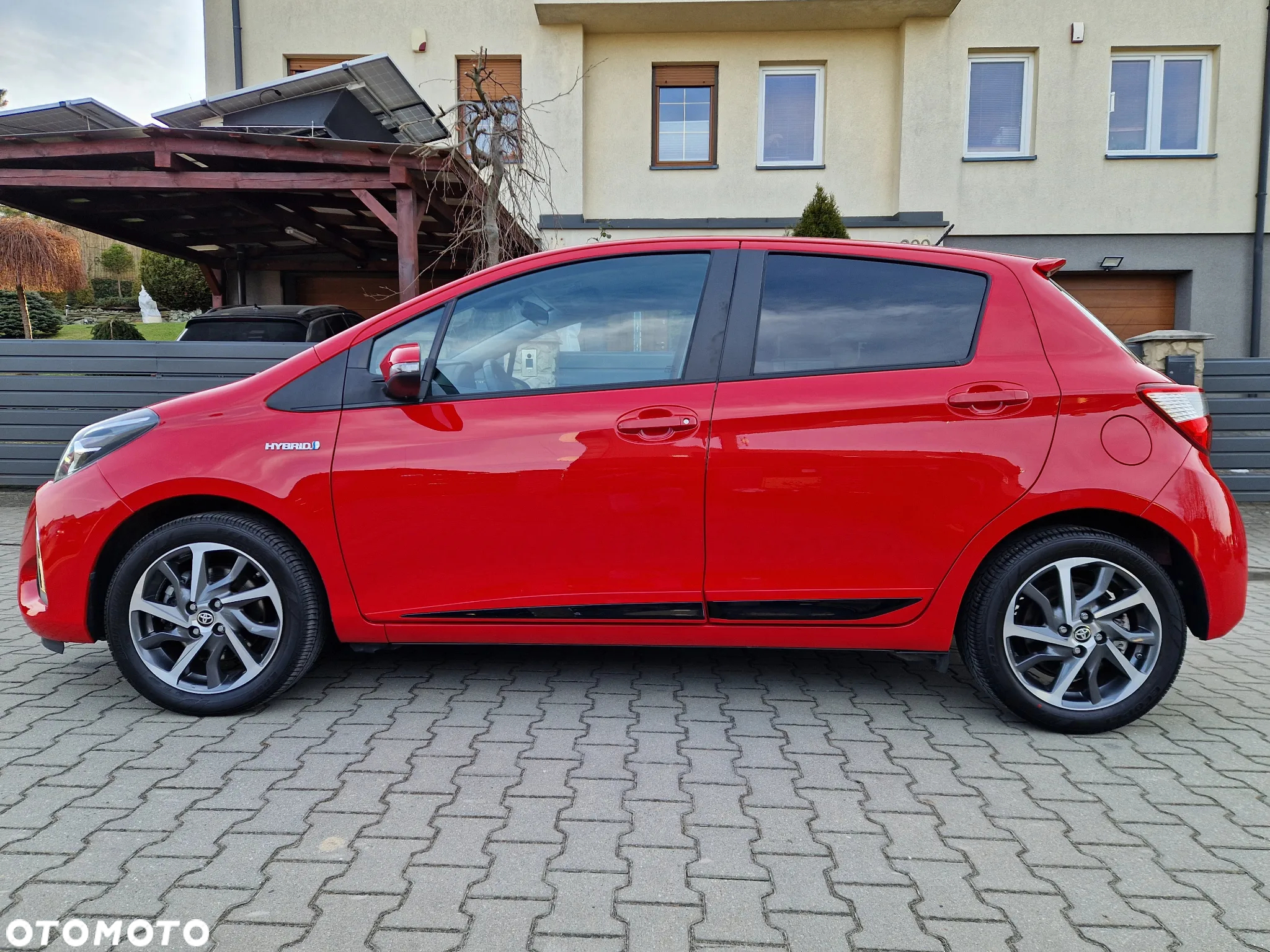 Toyota Yaris Cross Hybrid 1.5 Premiere Edition - 28