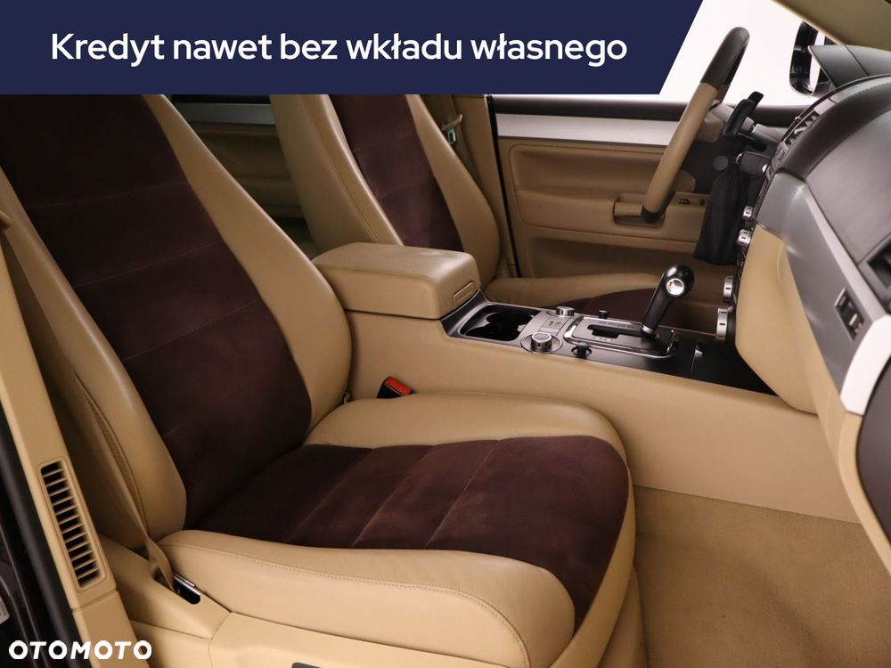 Volkswagen Touareg - 11