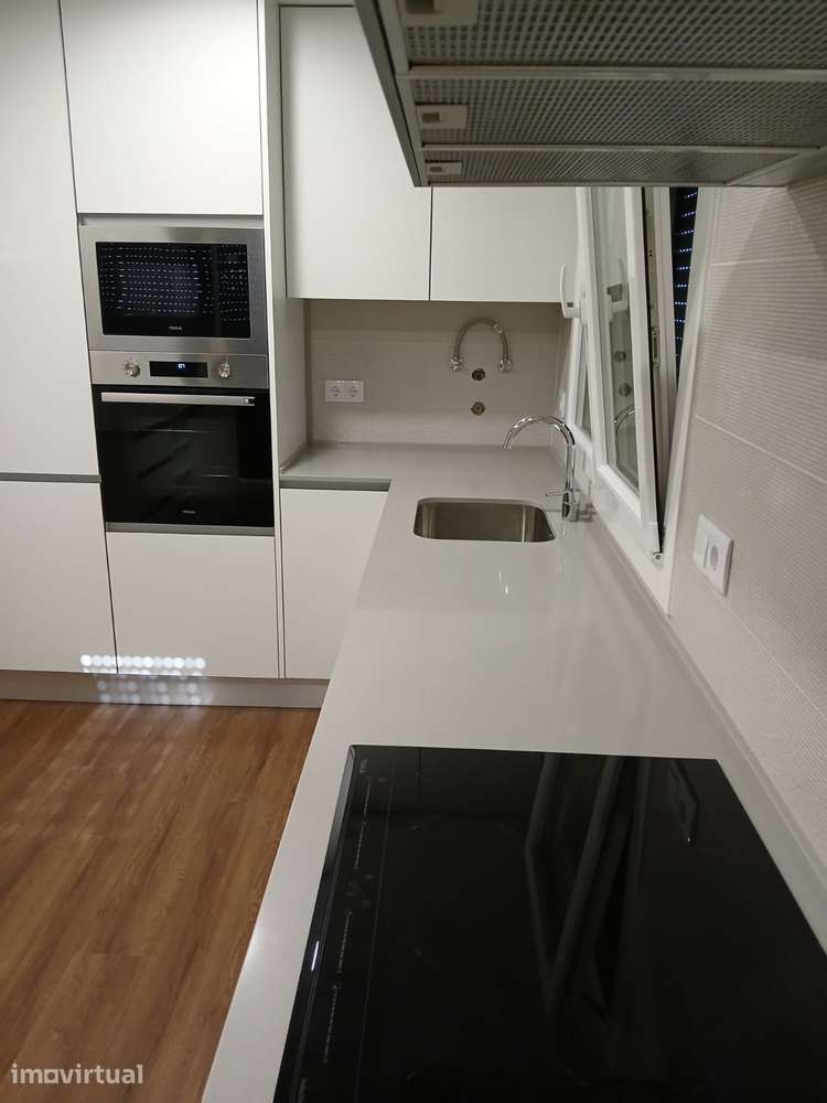 Moradia, 160 m², Fernão Ferro - Grande imagem: 3/22
