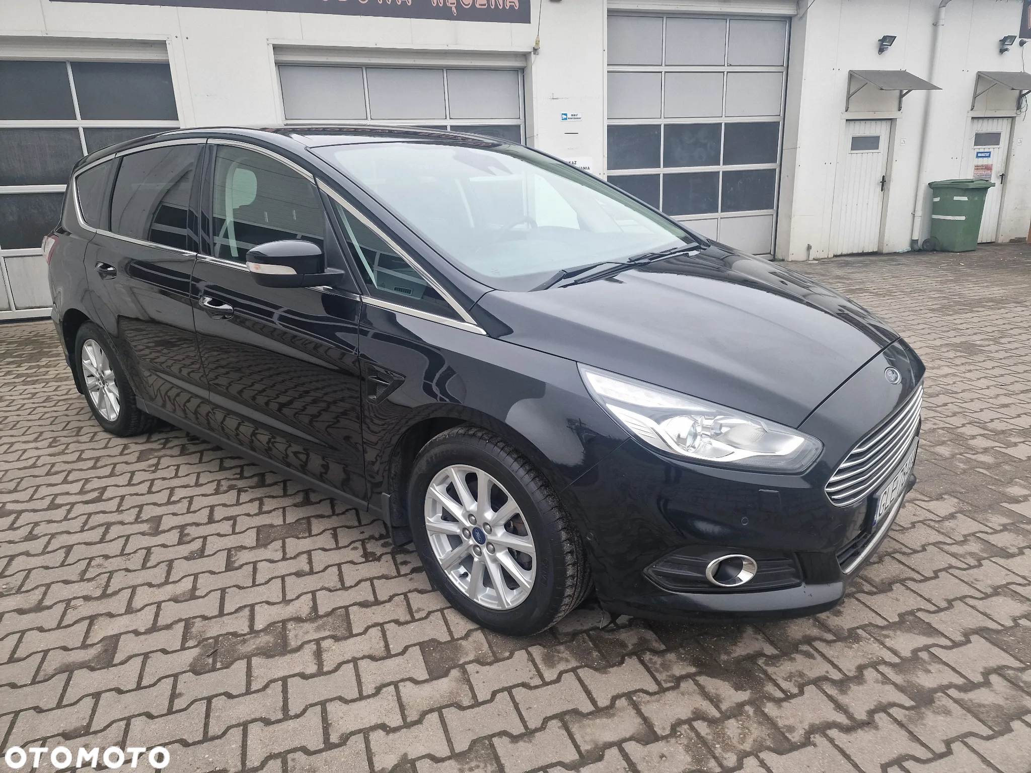 Ford S-Max 2.0 TDCi Titanium PowerShift - 4