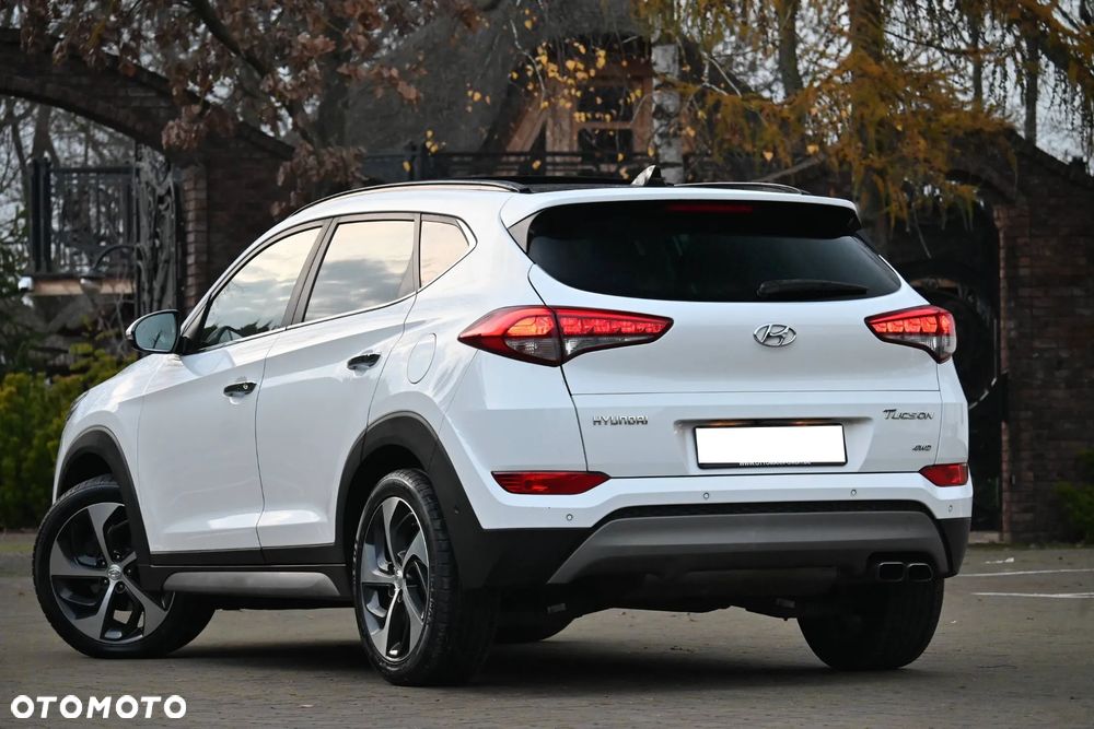 Hyundai Tucson 2.0 CRDi Premium 4WD - 18