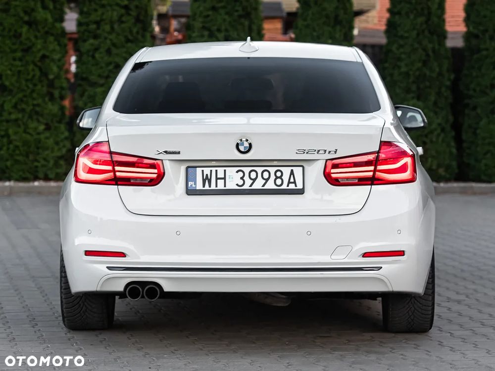 BMW Seria 3 320d xDrive Sport Line Shadow - 12