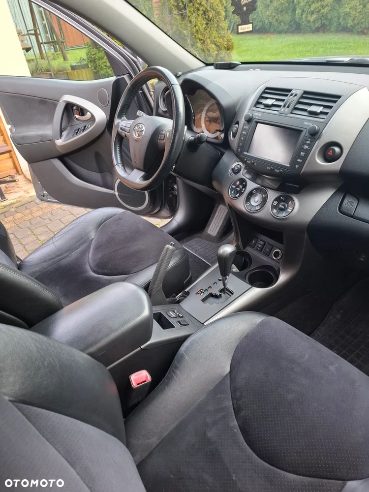 Toyota RAV4 2.0 VVT-i Prestige NAVI MS - 14