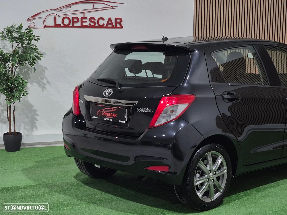 Toyota Yaris 1.4 D-4D Sport — fotografia 5