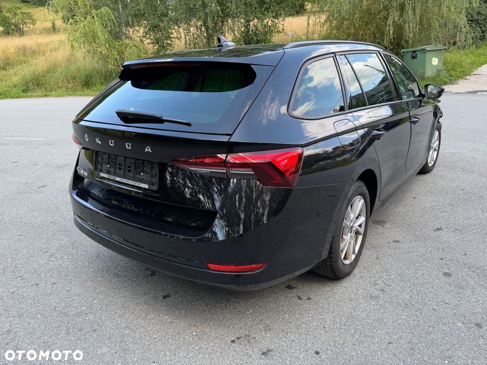 Skoda Octavia 2.0 TDI Ambition DSG - 5