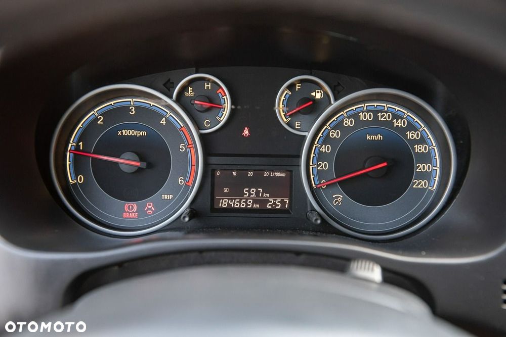 Suzuki SX4 Classic 2.0 DDiS 4x4 Club - 28