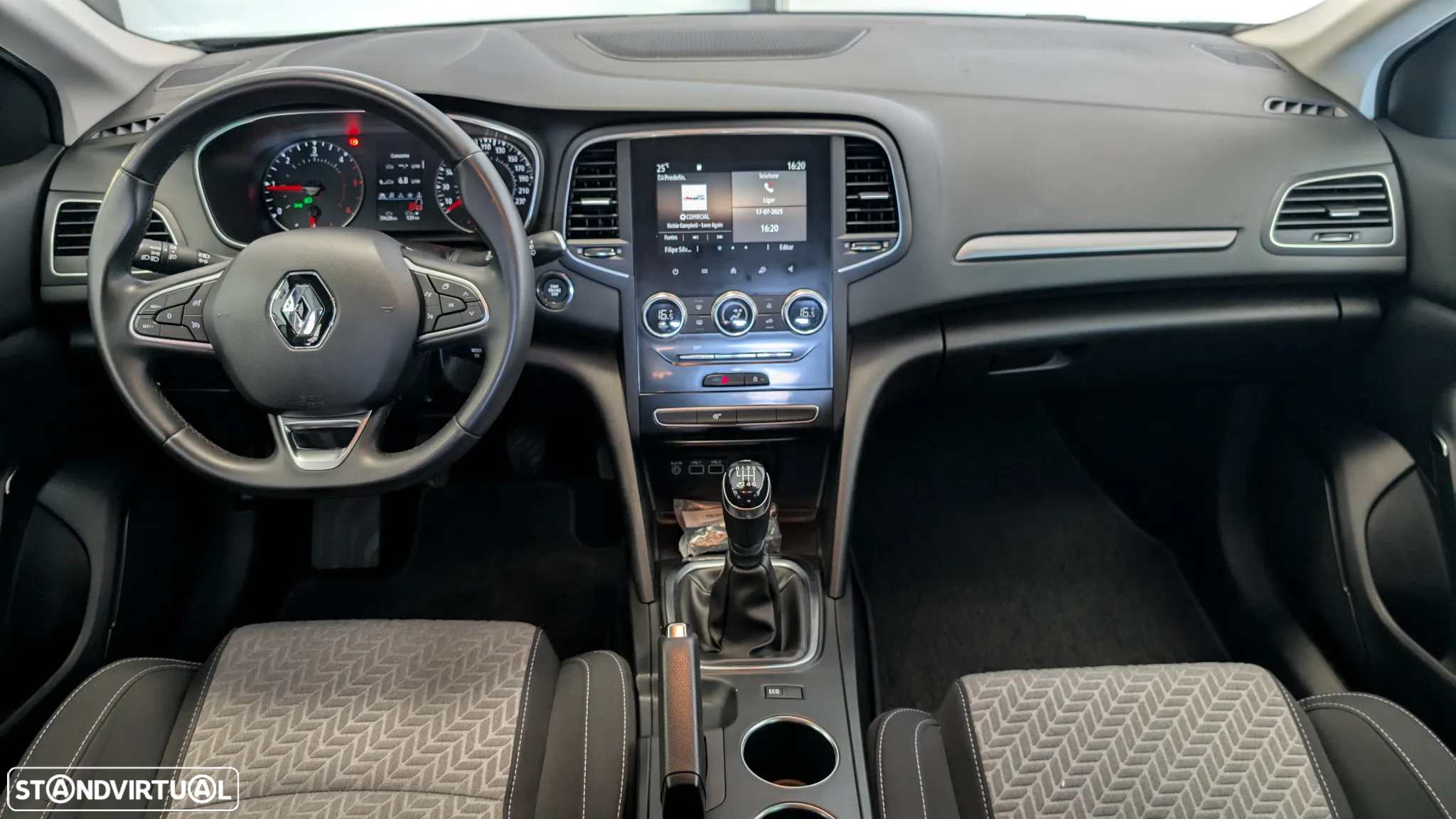 Renault Mégane 1.5 Blue dCi Limited - 17