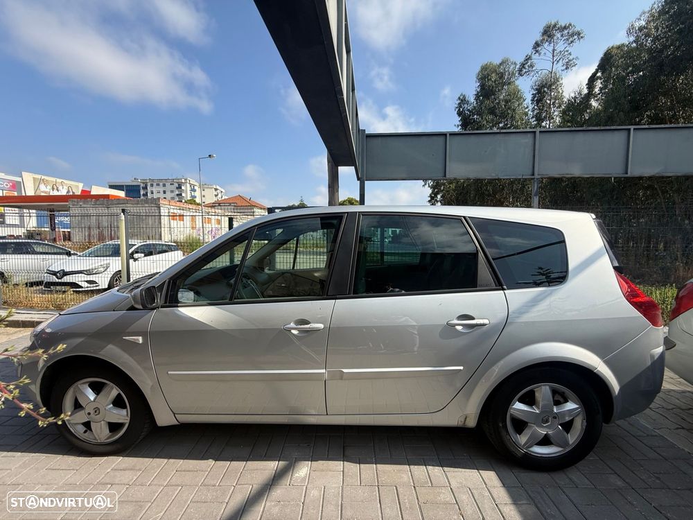 Renault Scénic 1.5 dCi Dynamique Luxe - 10