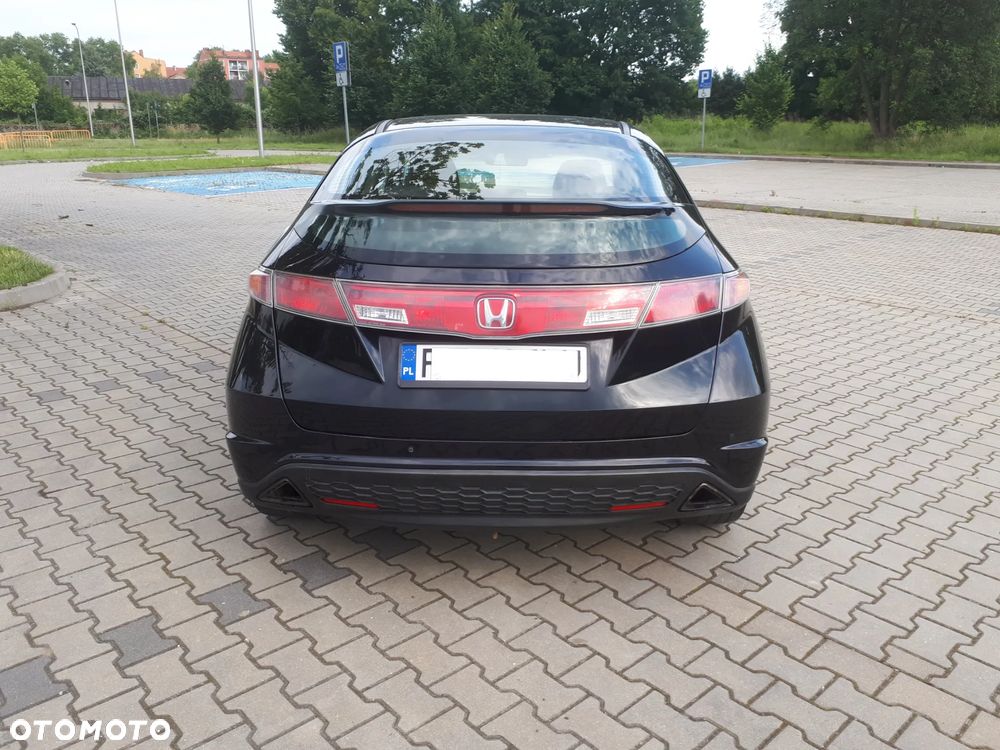 Honda Civic 1.8 Executive - 15