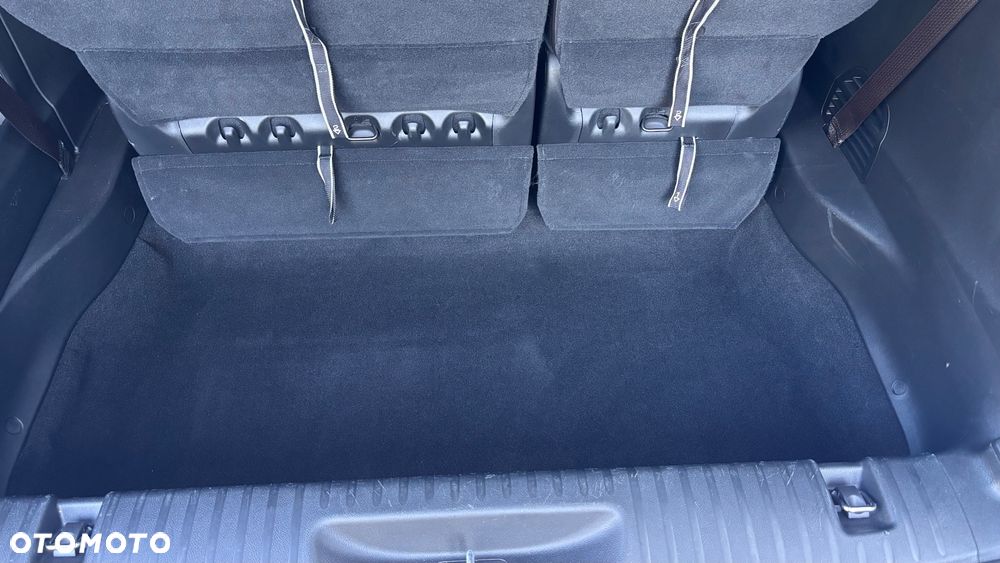 Chrysler Pacifica - 20