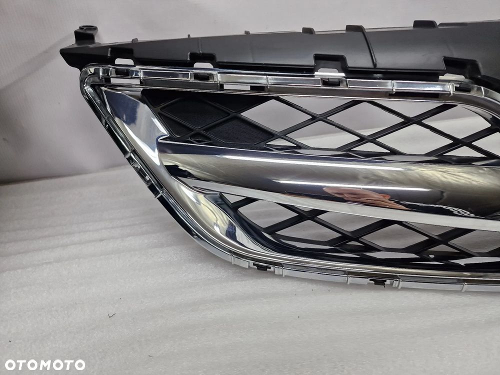 TOYOTA COROLLA USA 11- ATRAPA / GRILL PRZEDNI PRZÓD W CHROMIE , NR 53100-02410 , NR AUKCJI GL91 - 3