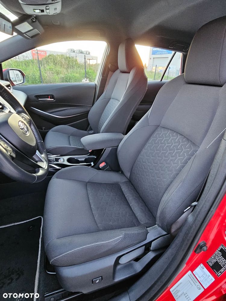 Toyota Corolla 1.8 Business Edition - 8