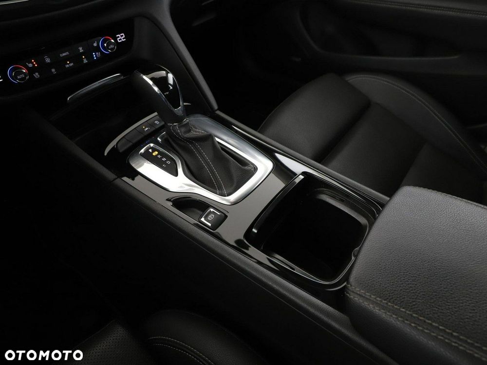 Opel Insignia 2.0 CDTI Exclusive S&S - 29