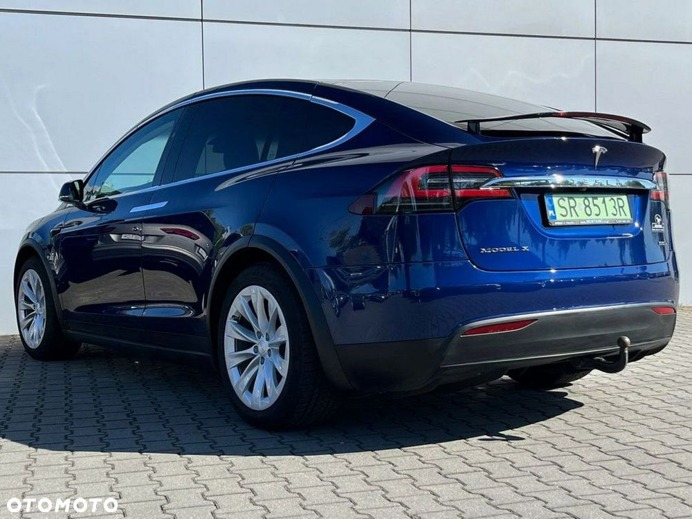 Tesla Model X Long Range Plus - 12