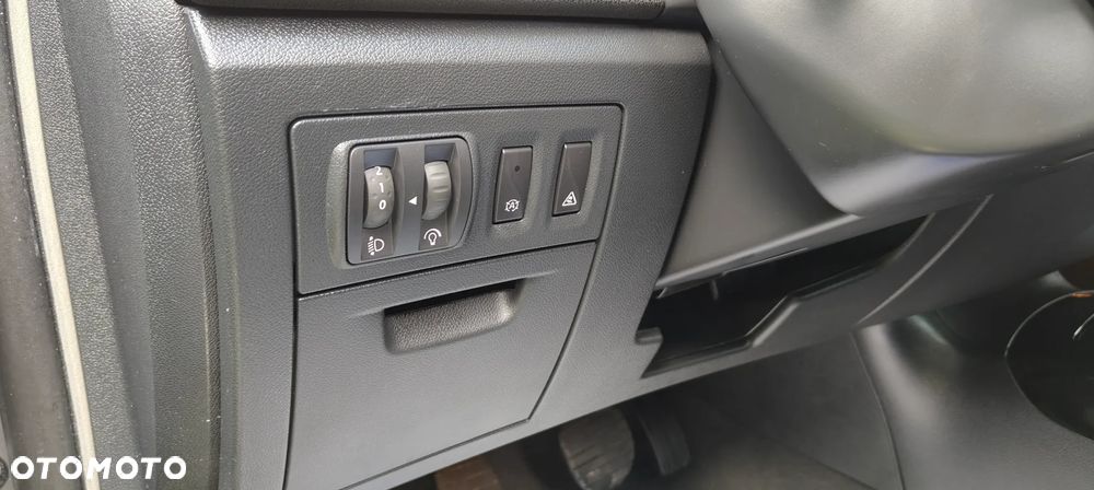 Renault Laguna dCi 150 FAP Start-Stop Bose Edition - 24
