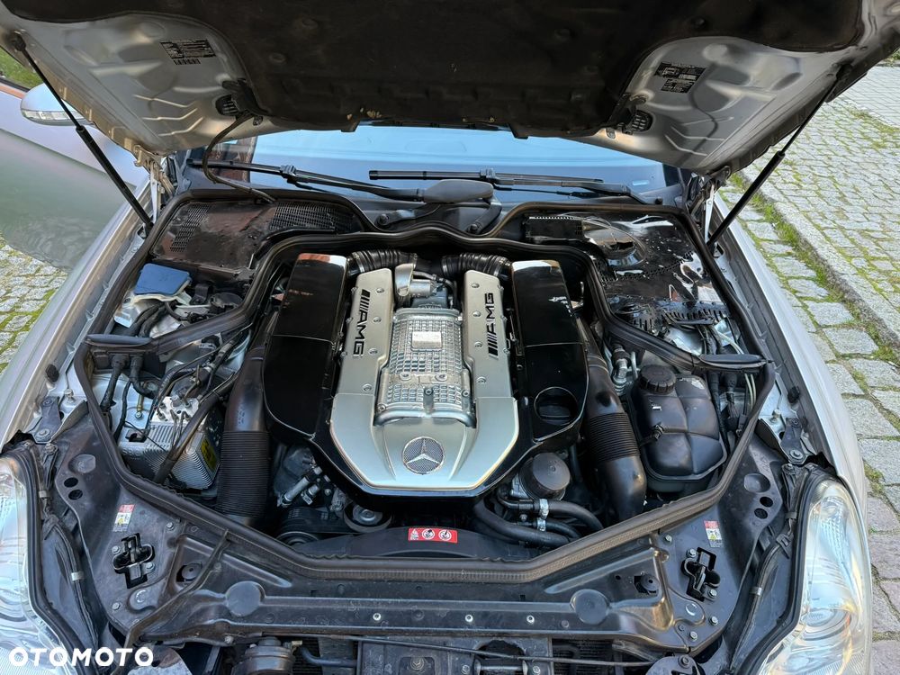 Mercedes-Benz CLS 55 AMG - 12