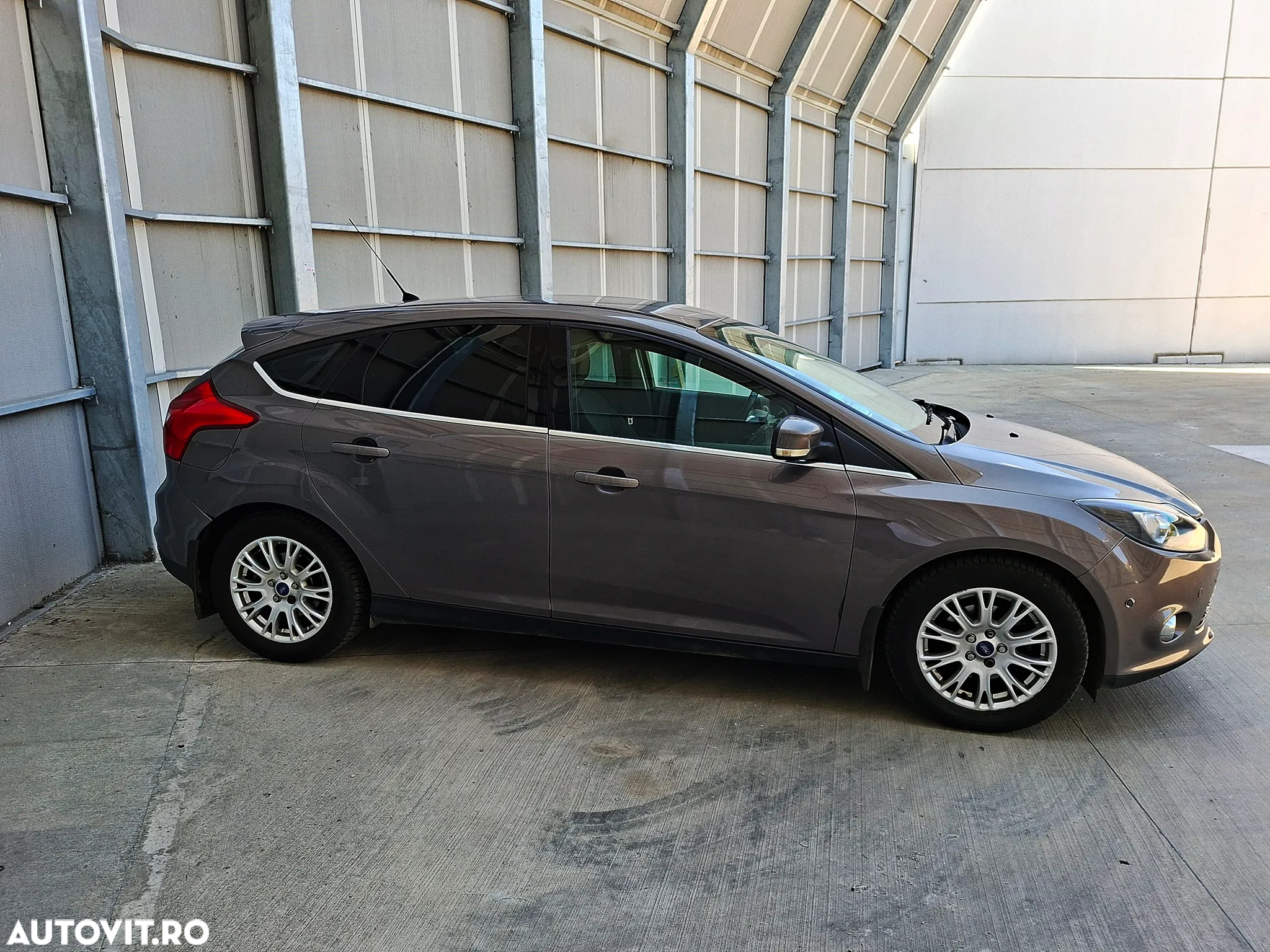 Ford Focus 1.6 TDCI DPF Titanium - 14