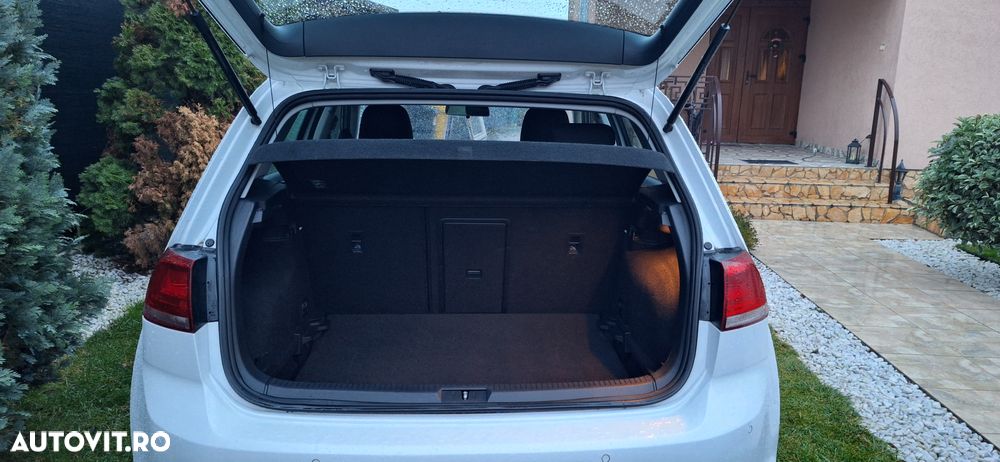 Volkswagen Golf 1.2 TSI BlueMotion Technology Team - 11