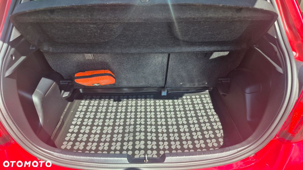 Toyota Yaris 1.0 Active - 11