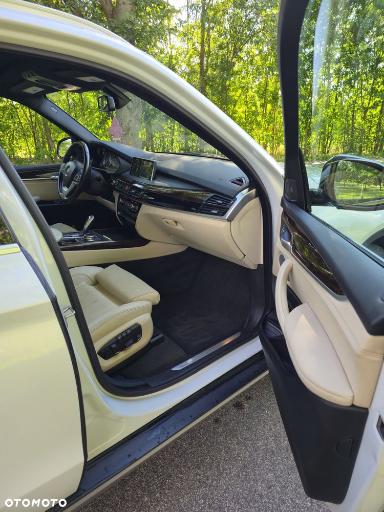 BMW X5 xDrive35i - 15