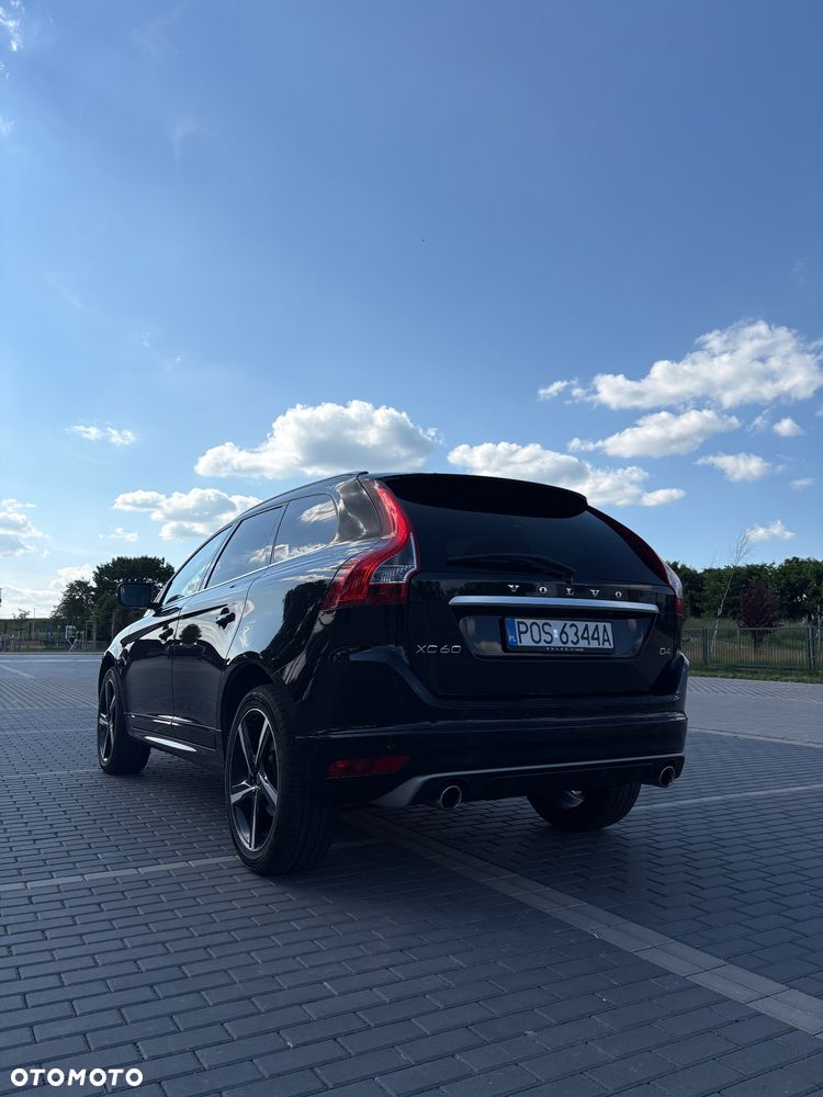 Volvo XC 60 D4 Drive-E R-Design Momentum - 12