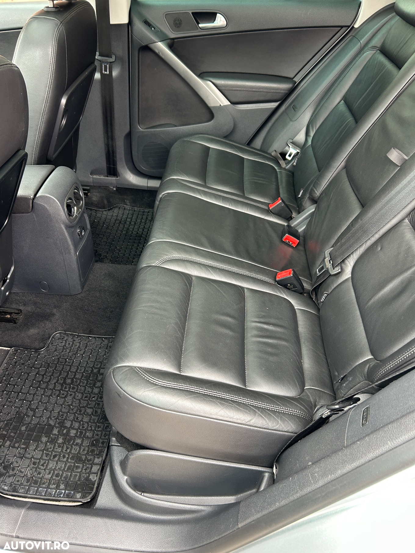 Volkswagen Tiguan 2.0 TDI 4Motion Track & Style - 3