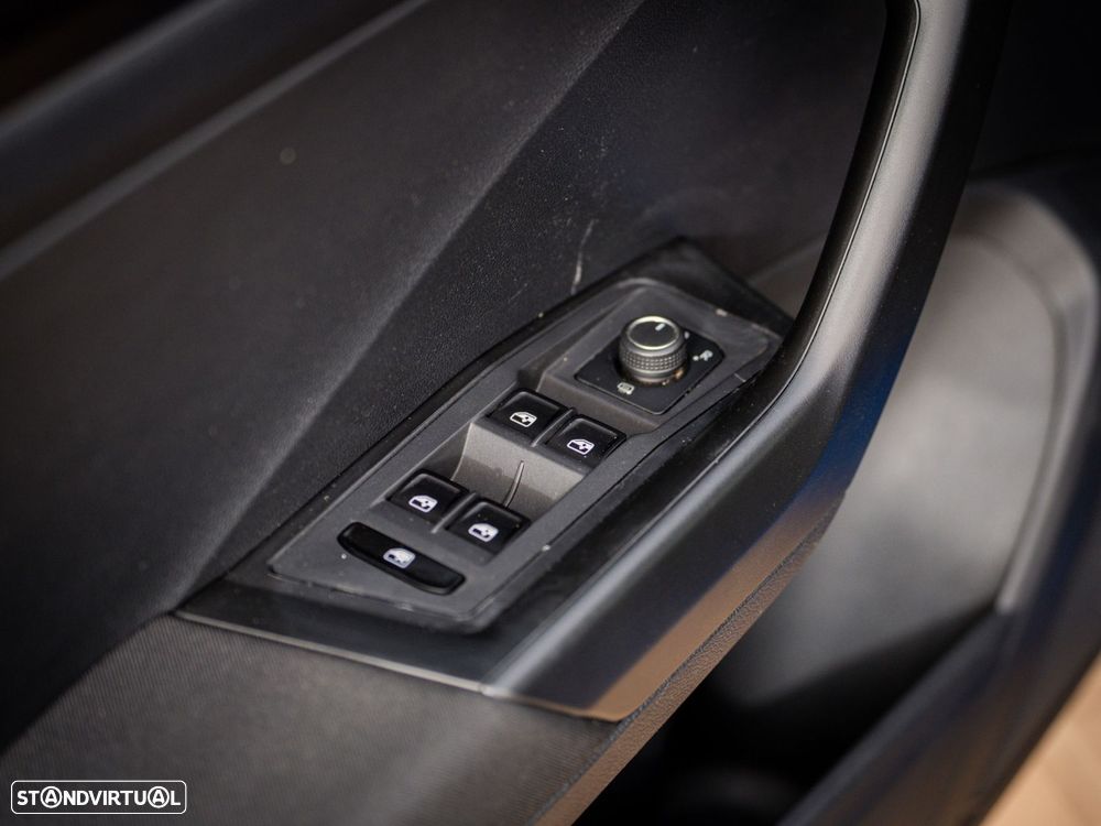 VW T-Roc 1.6 TDI Style - 31