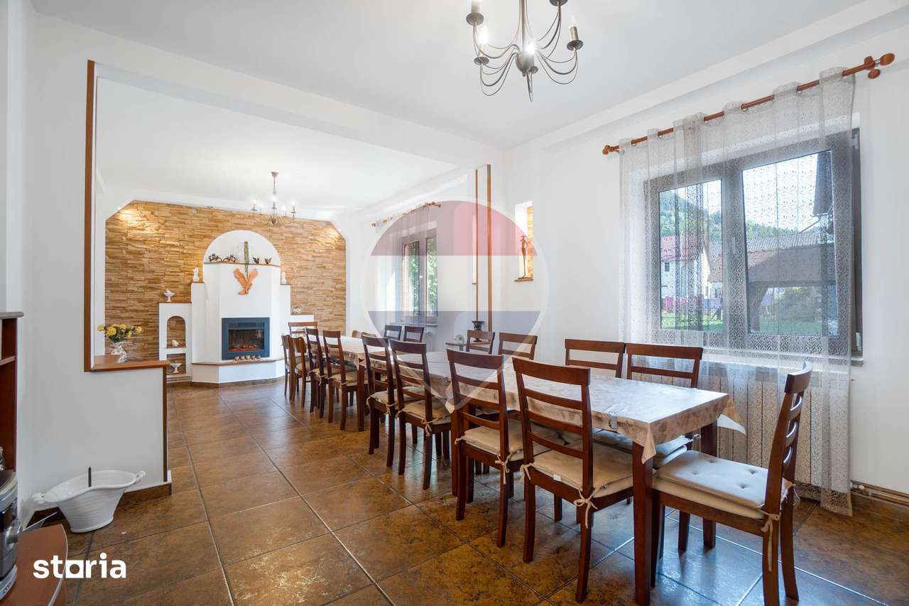 Vila de vanzare in Moeciu de Sus | Teren 4780mp | Comision 0% - Imagine principală: 4/20