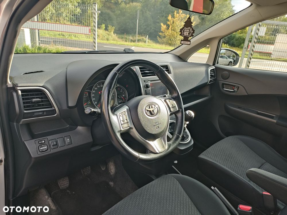 Toyota Verso S 1.33 VVT-i Cool - 18