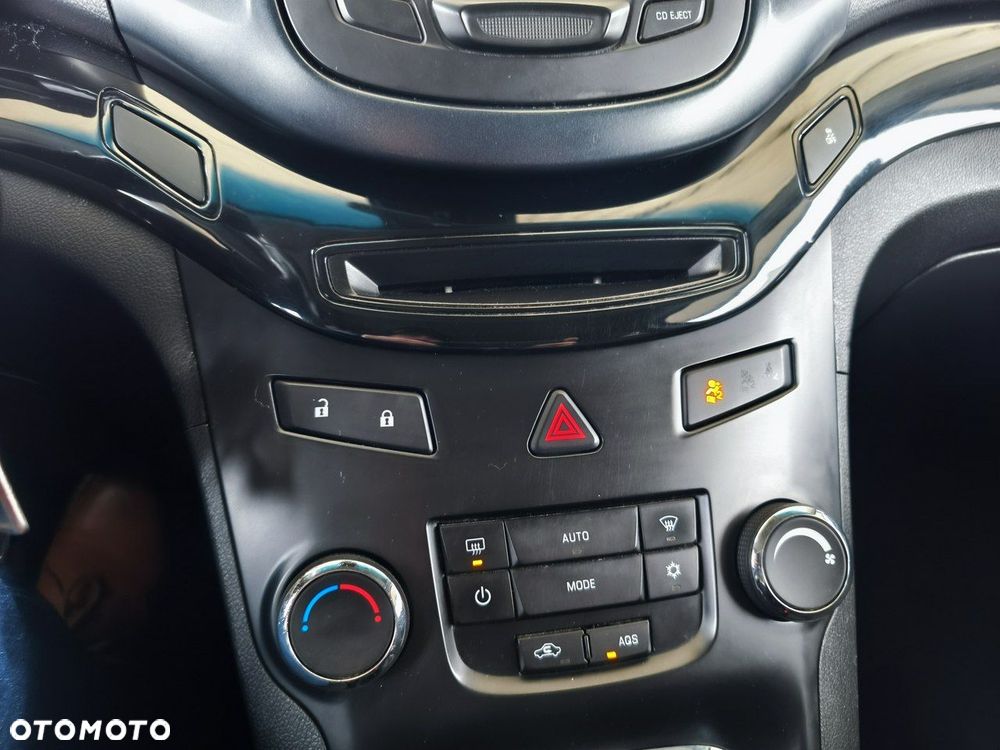 Chevrolet Orlando 1.8 LS+ - 26