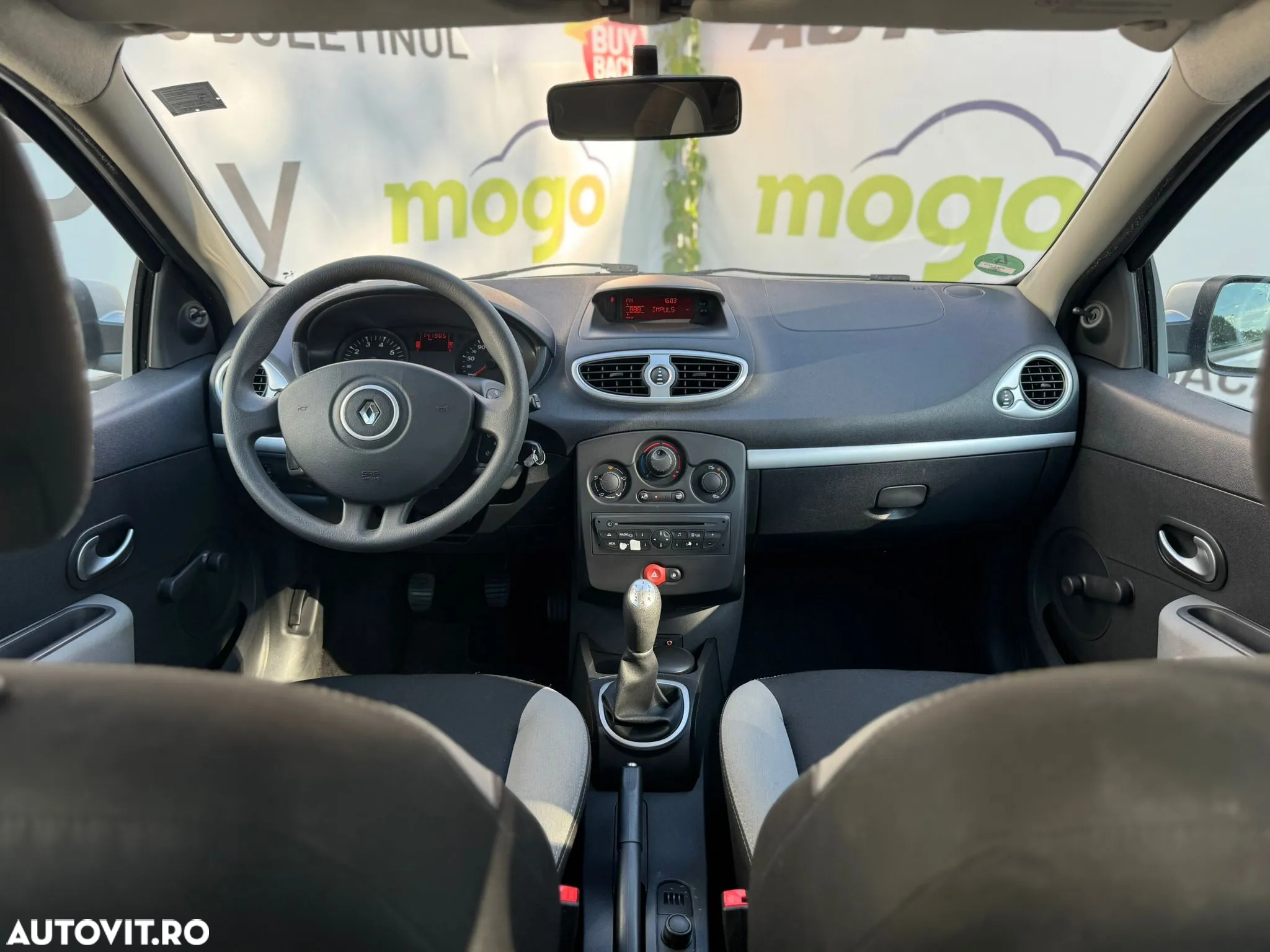 Renault Clio 1.2 16V 75 Collection - 6