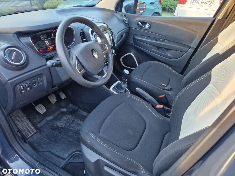 Renault Captur - 23