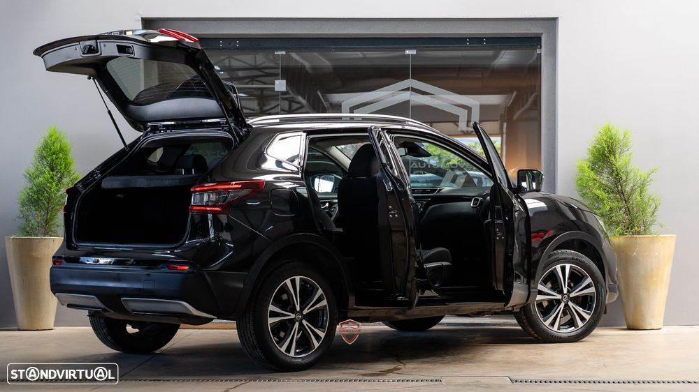 Nissan Qashqai 1.3 DIG-T N-Connecta J18 - 6