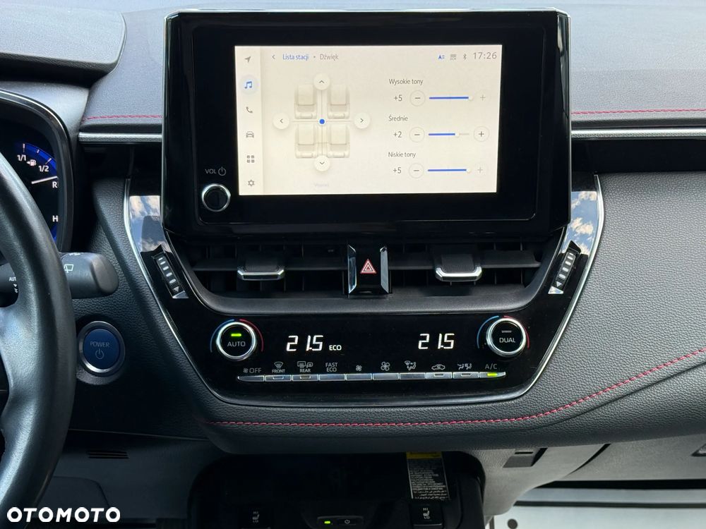 Toyota Corolla 2.0 Hybrid Executive - 11