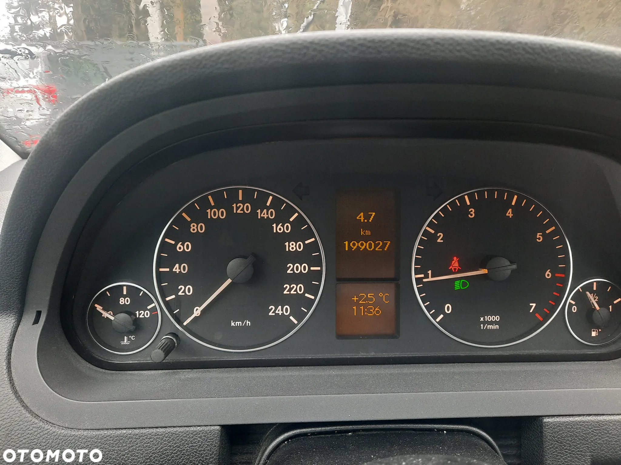 Mercedes-Benz Klasa A 150 BlueEFFICIENCY Avantgarde - 14