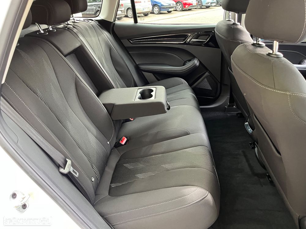 MG MG5 5 Maximal Comfort - 42