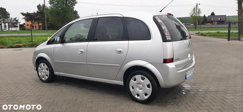 Opel Meriva - 25