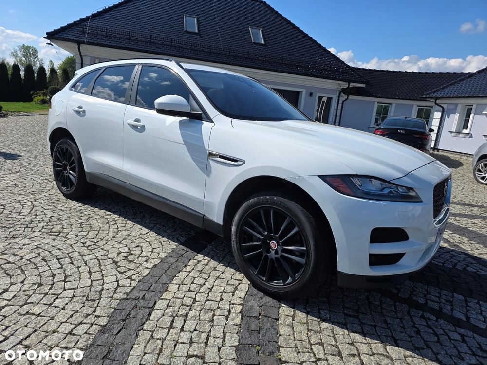 Jaguar F-Pace - 3