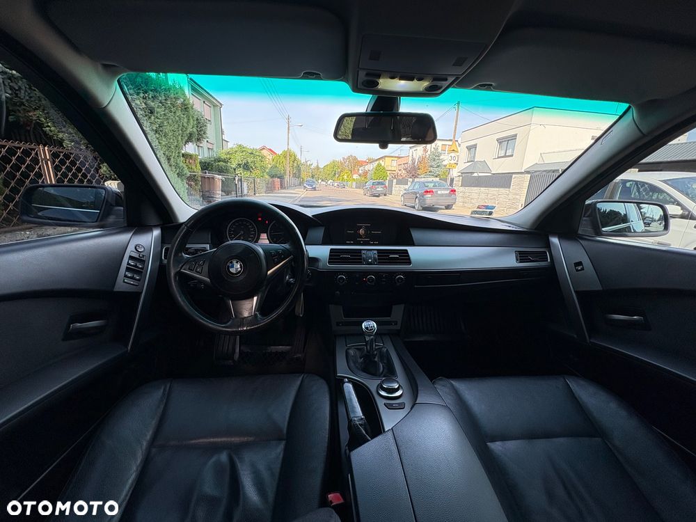 BMW Seria 5 520d - 8