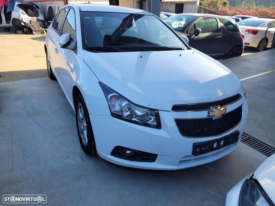 Chevrolet Cruze Gasolina para peças - 5