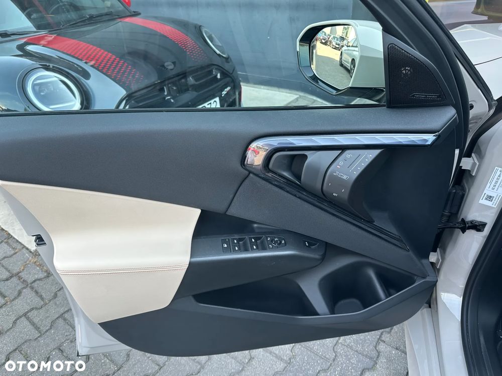 2025 BMW X3, photograph 12