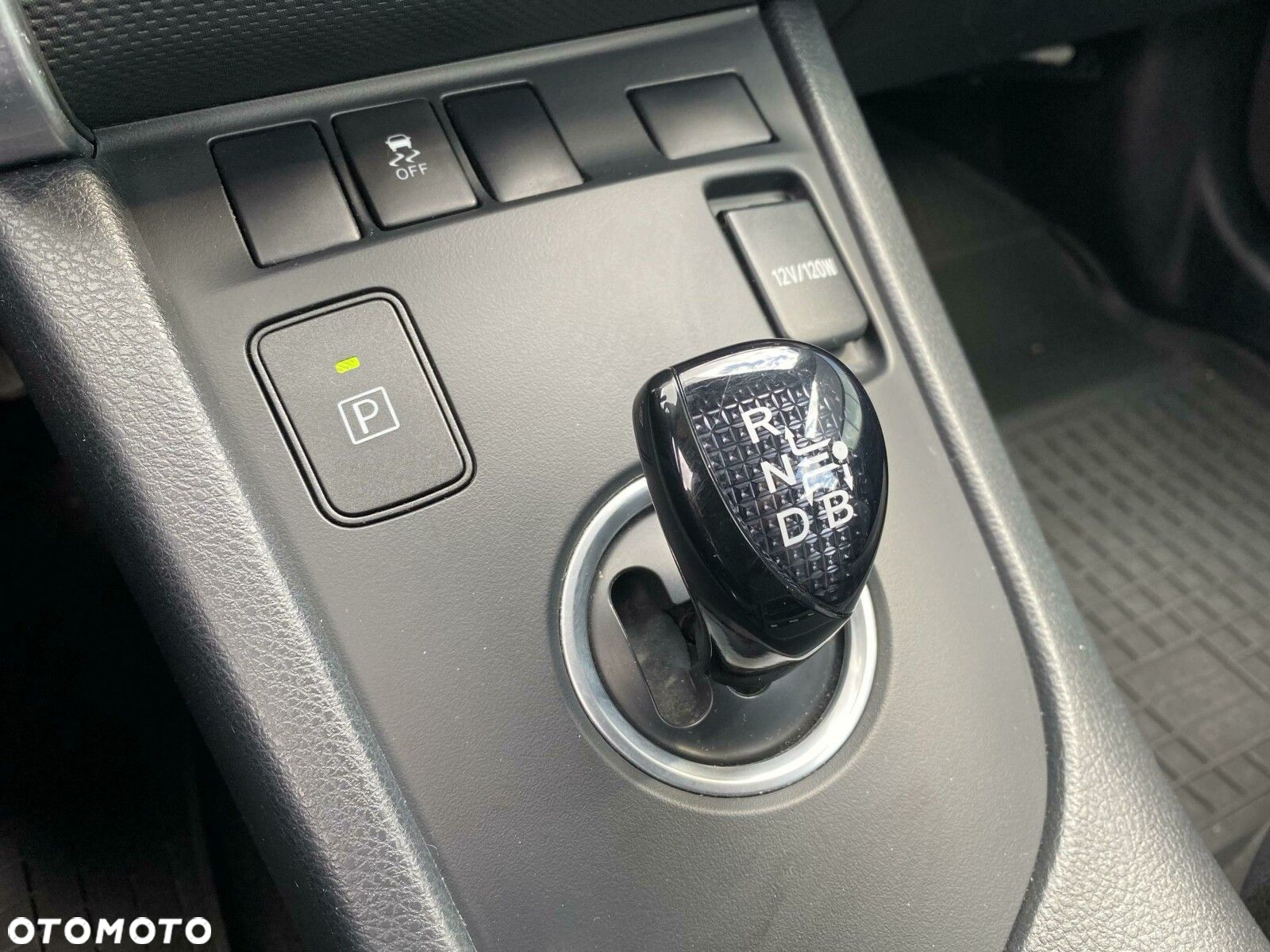 Toyota Auris - 23