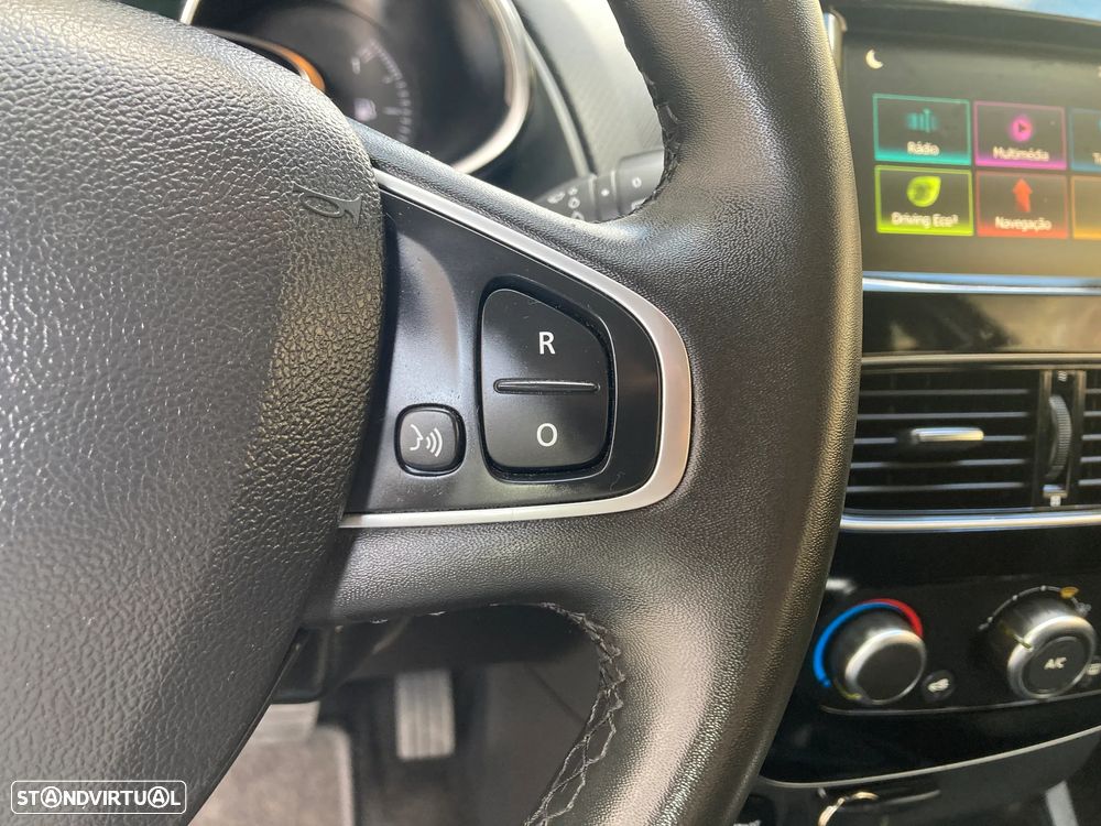 Renault Clio Sport Tourer Energy TCe 90 Start & Stop Dynamique - 11