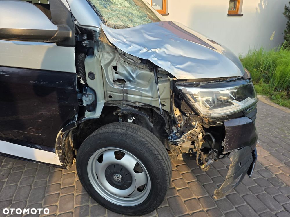Volkswagen Caravelle 2.0 TDI L2 Highline 4Motion DSG - 8