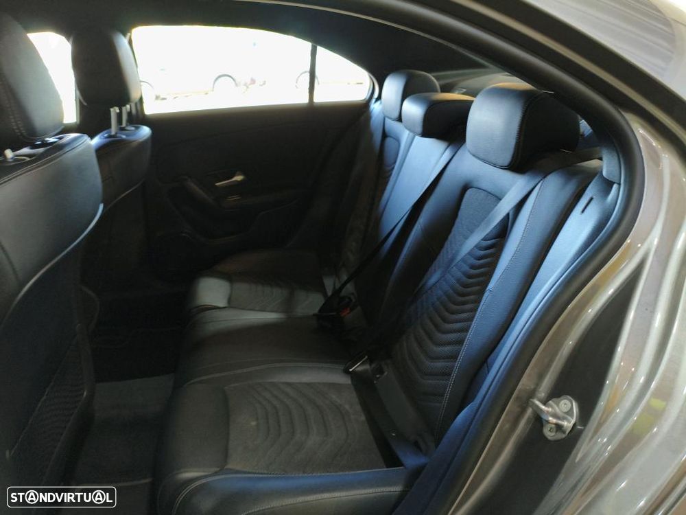 Mercedes-Benz A 250 e Style Plus - 9