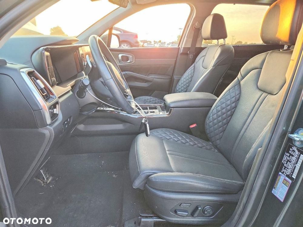 Kia Sorento - 8